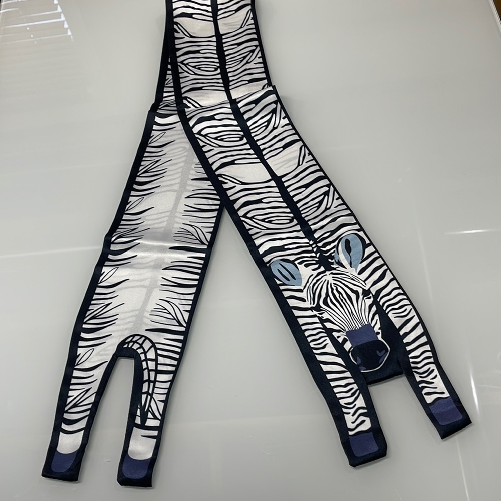 🆕 Zebra 🦓 Purse Scarf Navy White Light Blue
